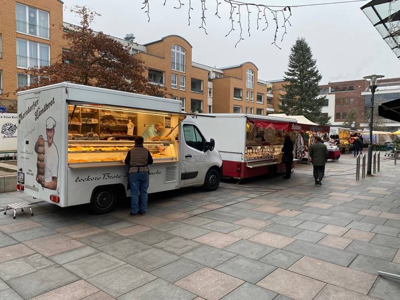 Wochenmarkt am Rathausmarkt in Kleinmachnow