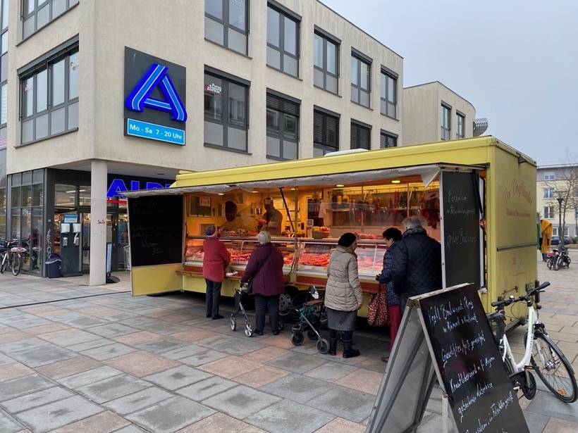 Wochenmarkt am Rathausmarkt in Kleinmachnow