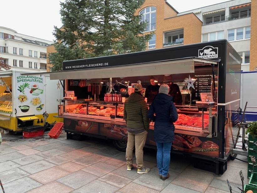 Wochenmarkt am Rathausmarkt in Kleinmachnow