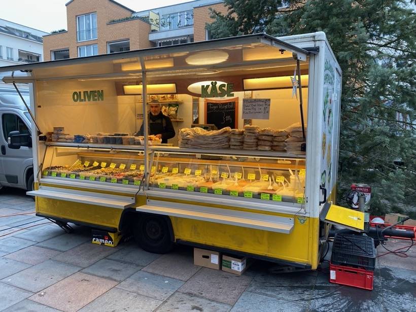 Wochenmarkt am Rathausmarkt in Kleinmachnow